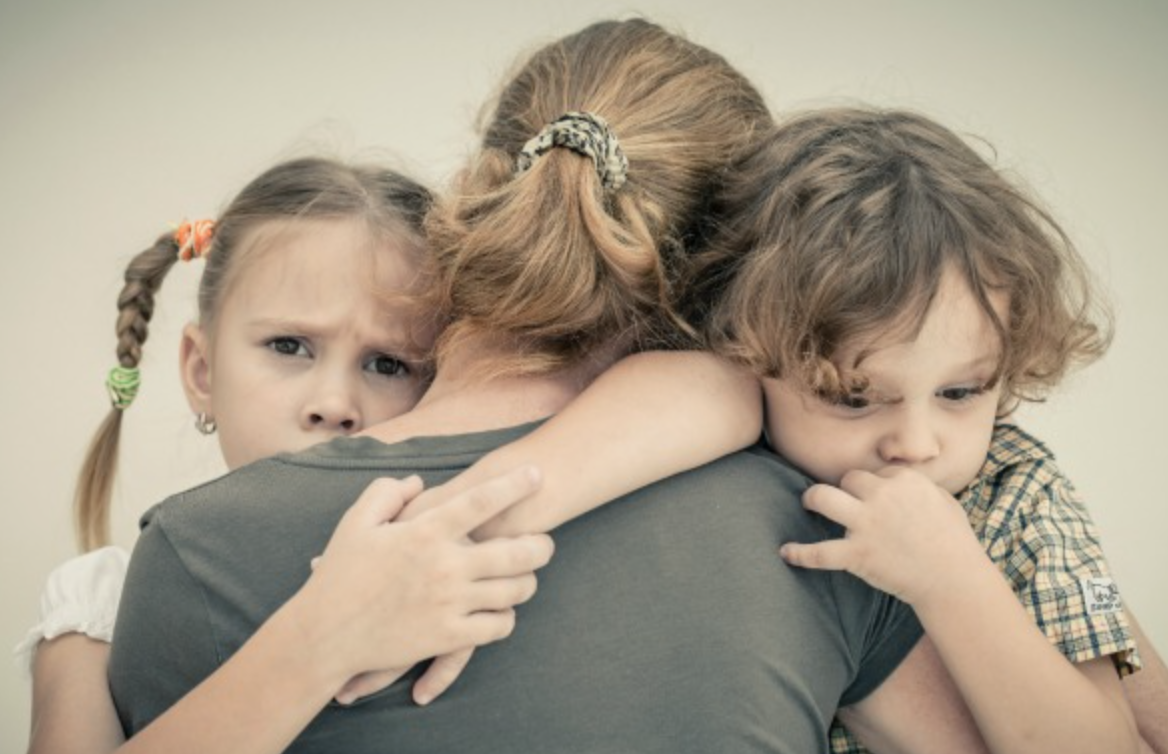 How to Teach to Young Children Moments A Day