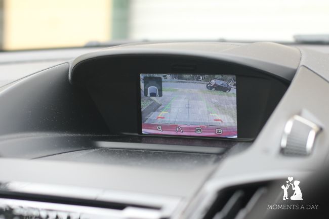 Reversing the car was never as easy as when you can use a rear camera