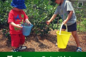5 Character Traits Kids Learn From Serving Others